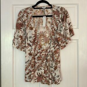Lucky Medium Wrap Blouse